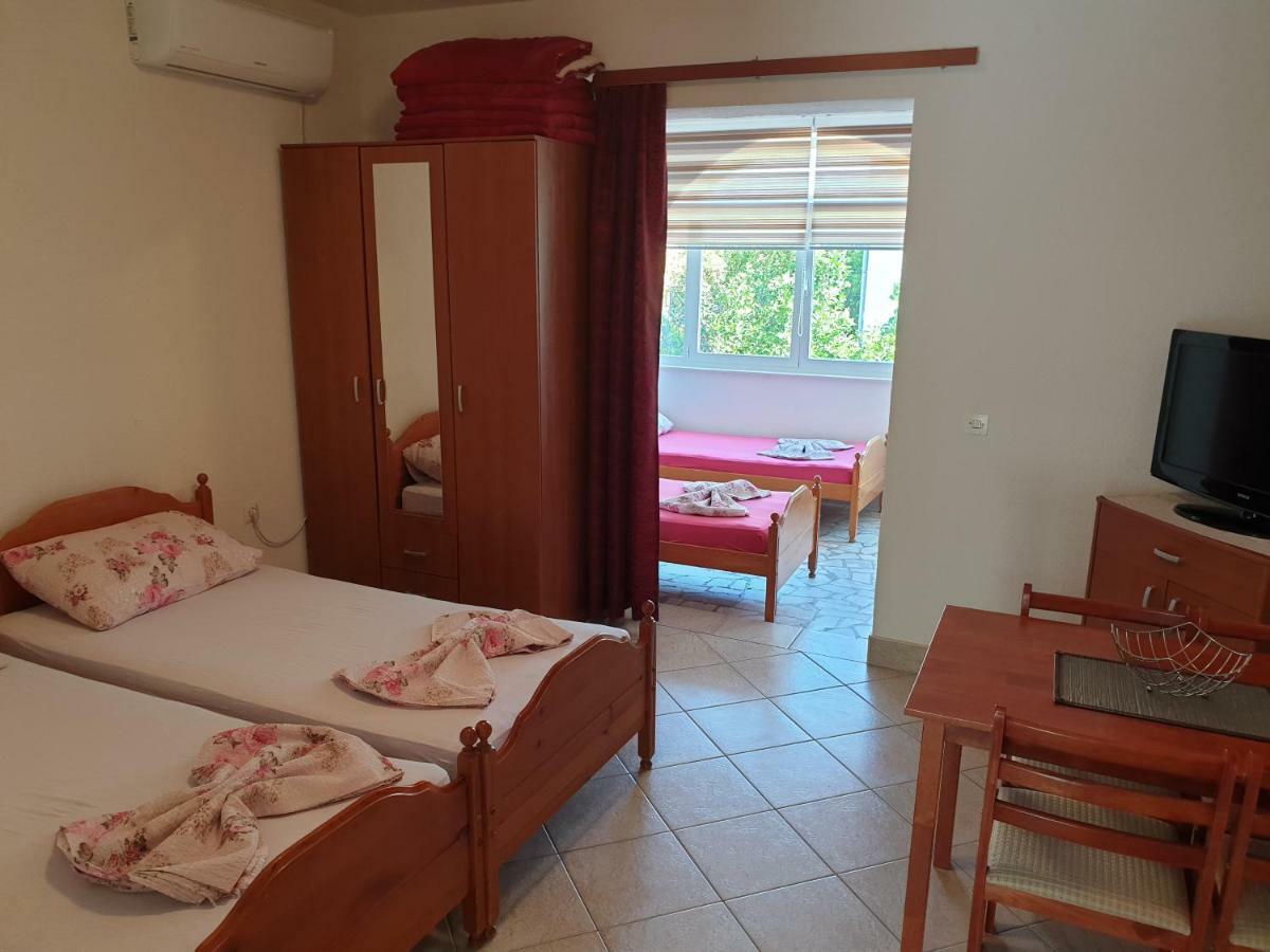 Alma Apartment