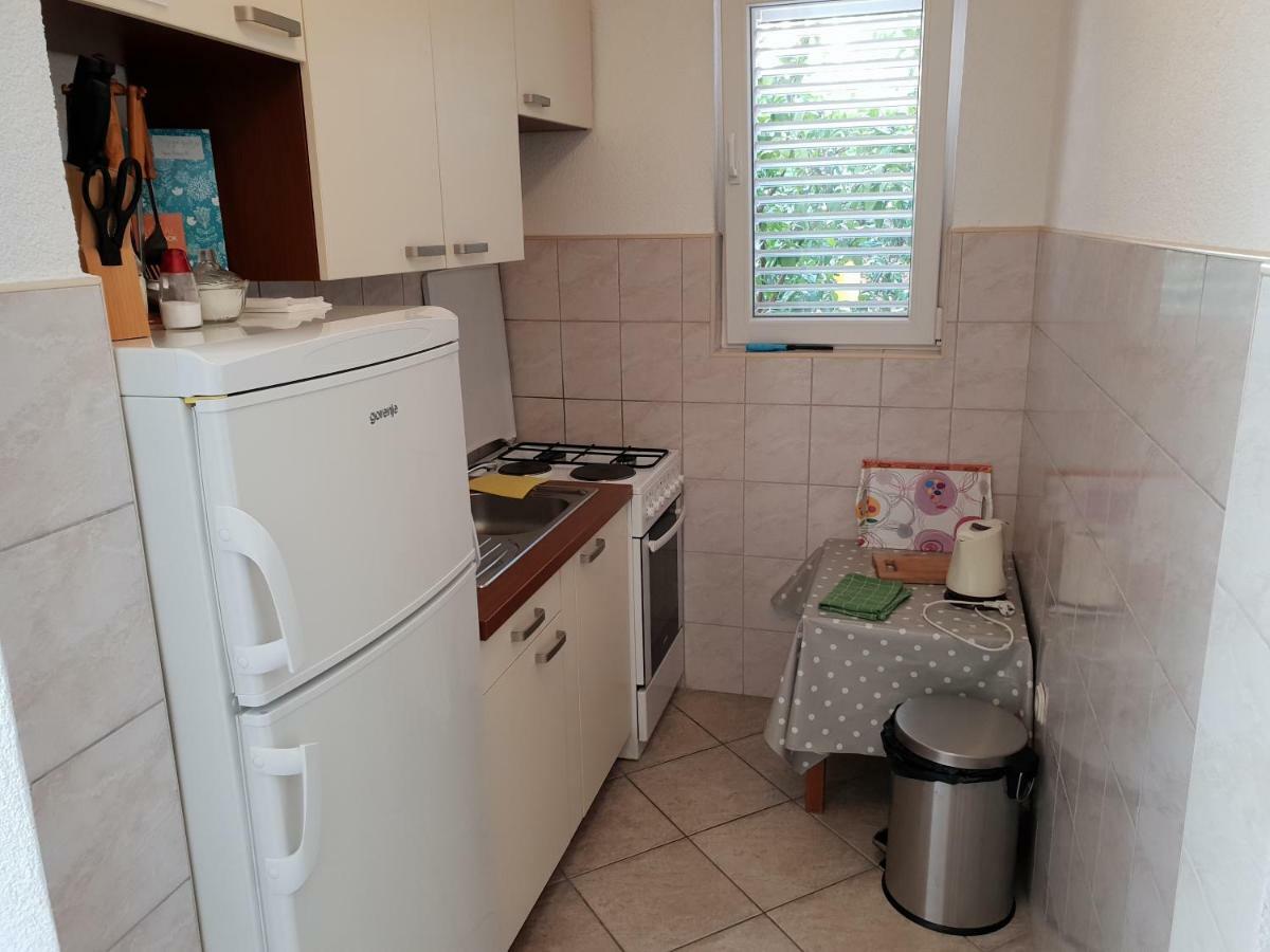 Apartment Alma Orebic